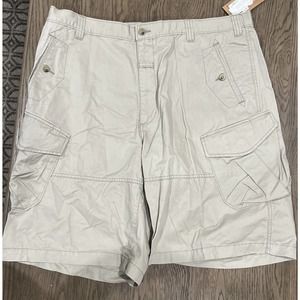 Woolrich‎ Shorts Men’s Size 42 Cargo Khaki Canvas Utility